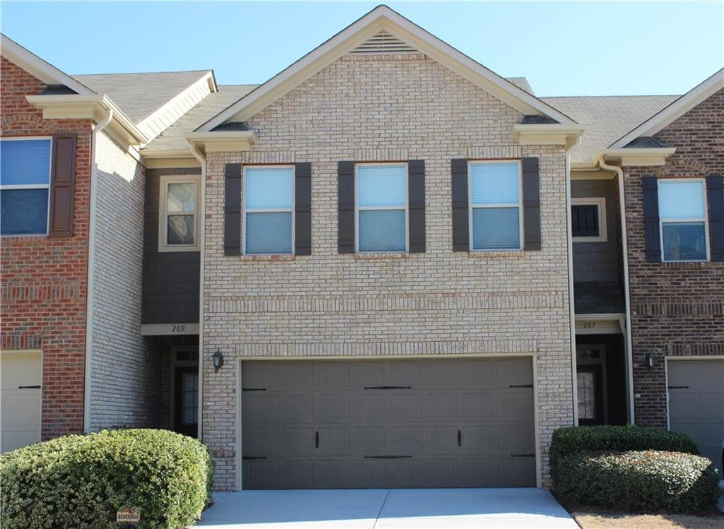 3 bedroom, 1,836 sq ft townhouse sold at 269 OAKLAND HILLS Way 269, Lawrenceville, GA 30044