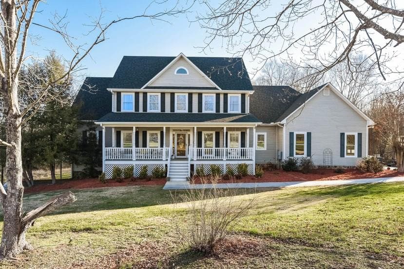 5 bedroom, 4,682 sq ft single family residence sold at 7530 GOODSON Road, Dawsonville, GA 30534