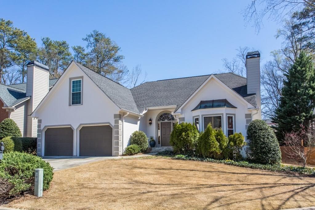 3 bedroom, 2,576 sq ft single family residence sold at 1213 Newbridge Trace, Brookhaven, GA 30319