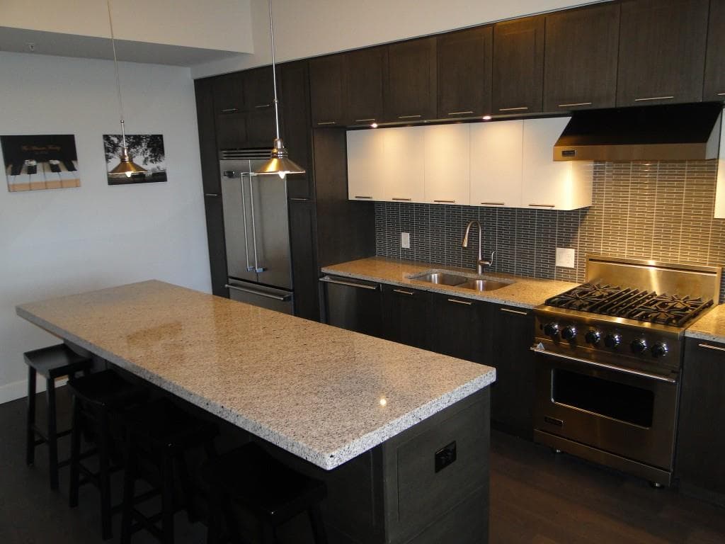 2 bedroom, 1,235 sq ft condominium sold at 1820 Peachtree Street 606, Atlanta, GA 30309