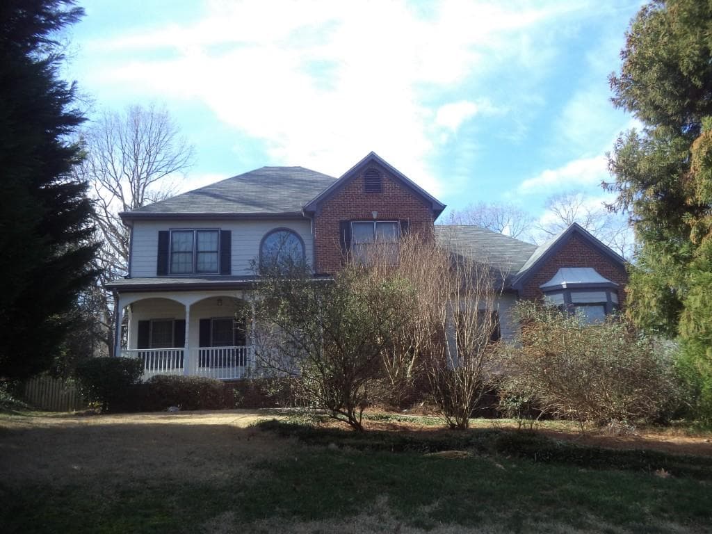 4996 N Peachtree Road, Dunwoody, GA 30338 — most recent listing photo