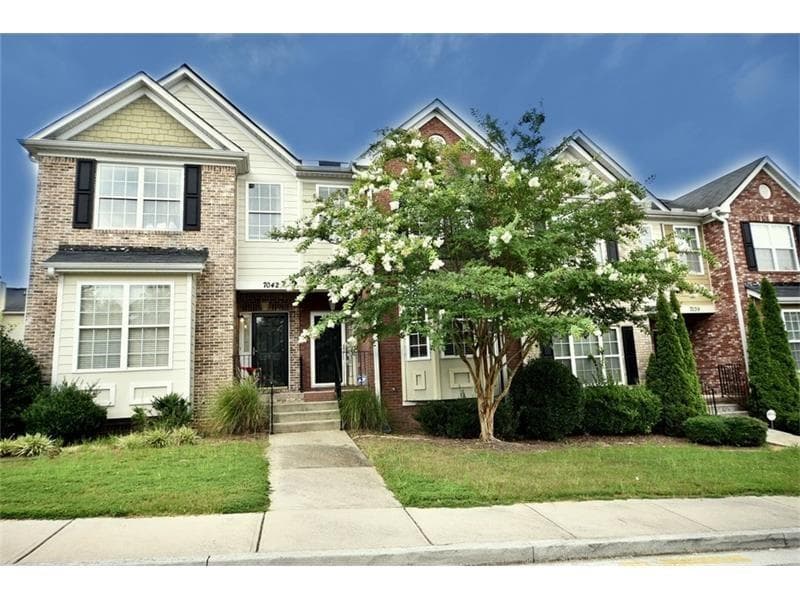 7041 Bayrose Circle 7041, East Point, GA 30344 — most recent listing photo