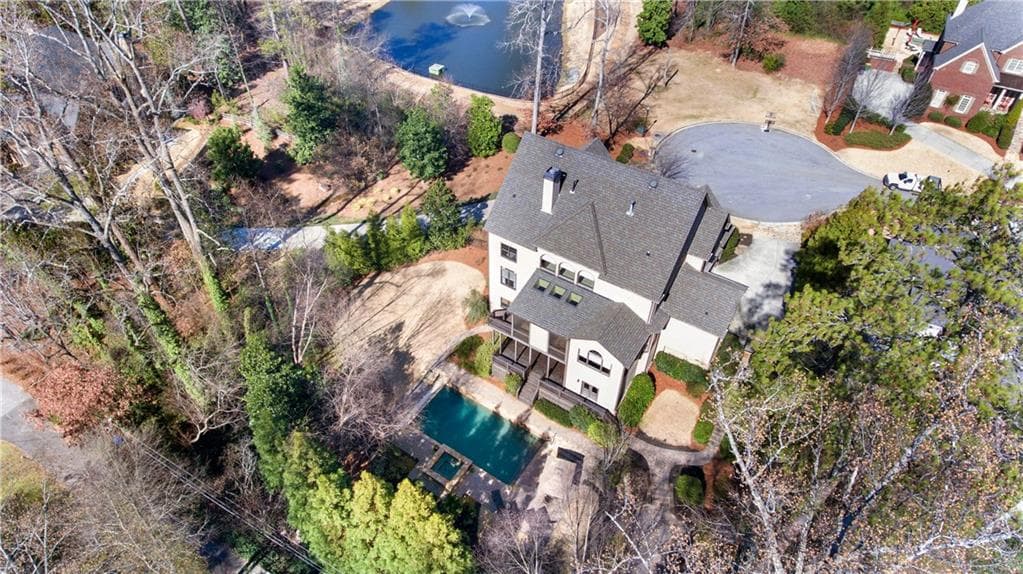 6 bedroom, 7,379 sq ft single family residence sold at 30 Brookside Walk, Atlanta, GA 30342