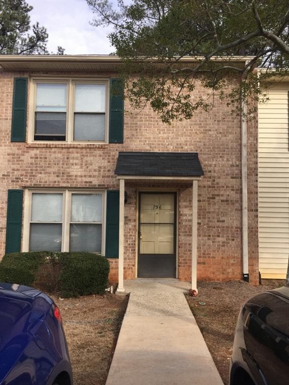 2 bedroom townhouse sold at 756 LONGLEAF Drive, Lawrenceville, GA 30046