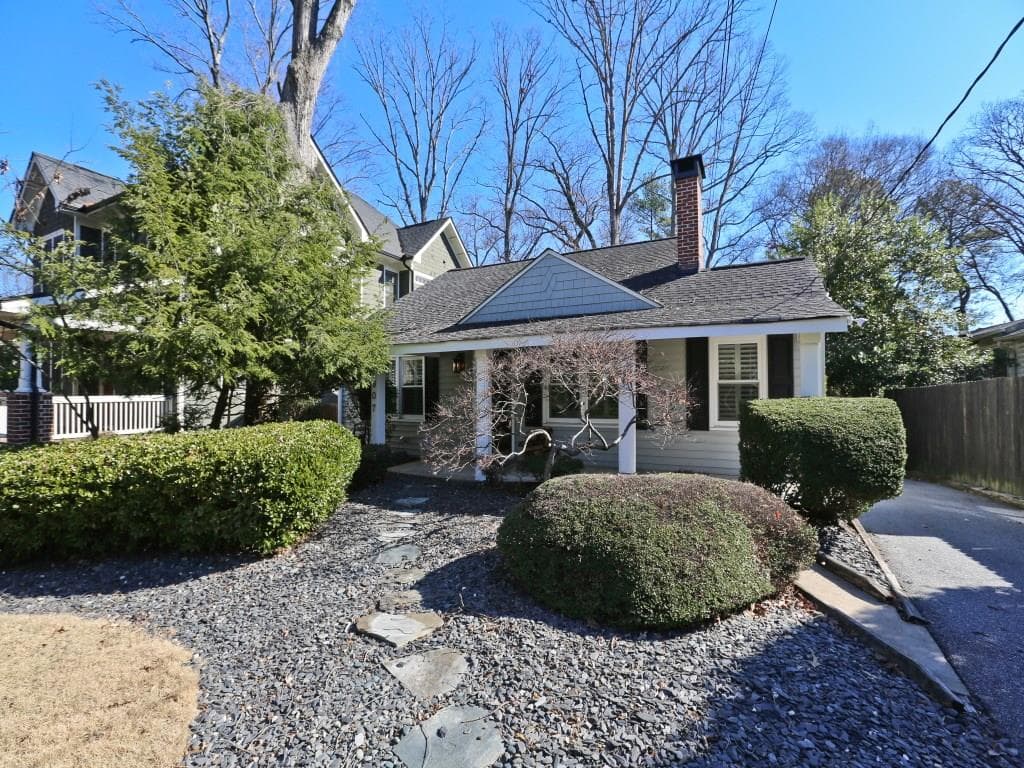 2 bedroom, 1,436 sq ft single family residence sold at 1907 Windemere Drive, Atlanta, GA 30324