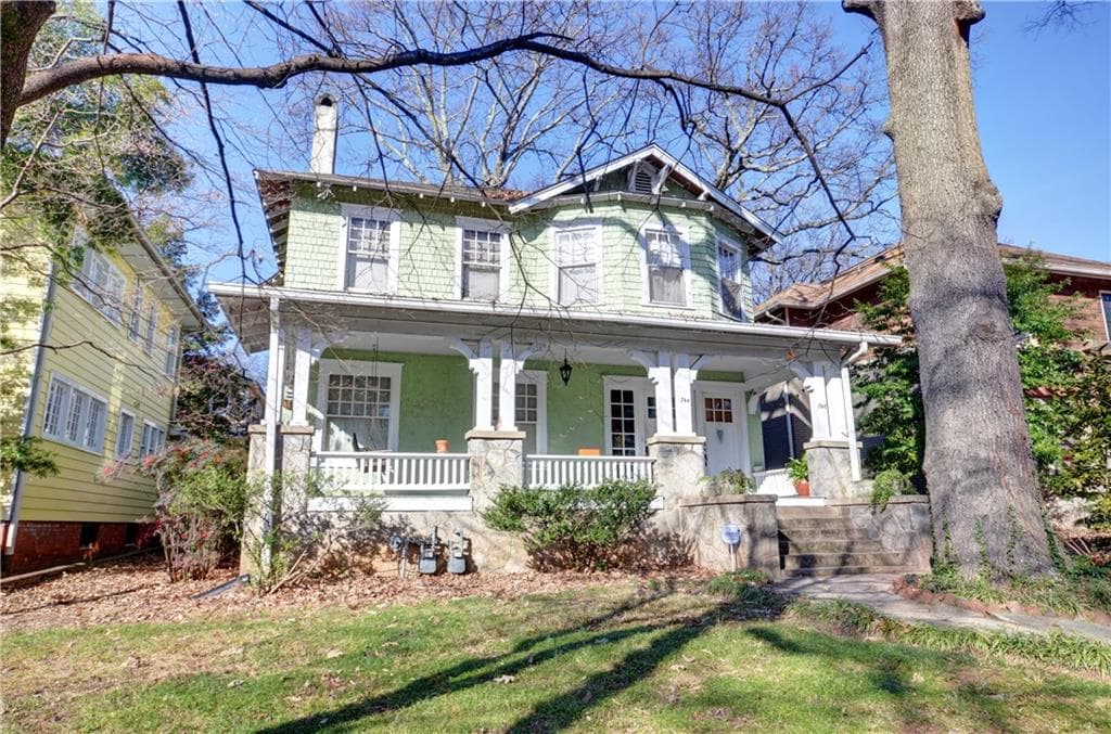 4 bedroom, 2,836 sq ft single family residence sold at 744 Penn Avenue, Atlanta, GA 30308