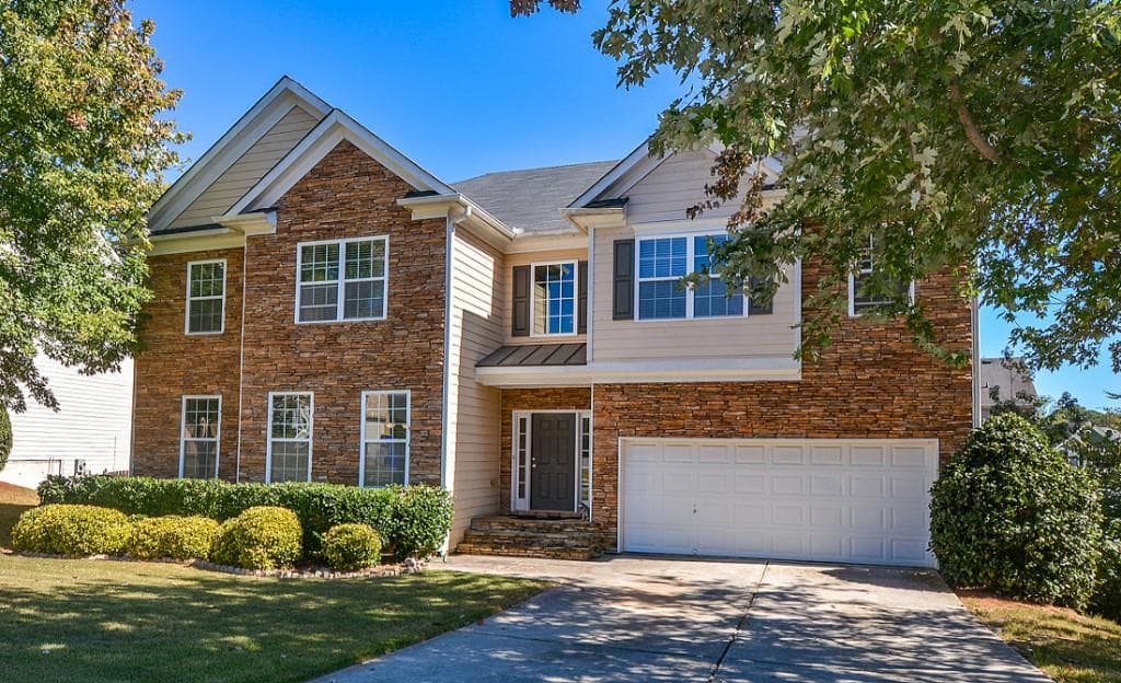 5 bedroom, 3,619 sq ft single family residence sold at 4027 Forest Grove Pass, Acworth, GA 30101
