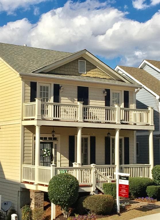 3 bedroom, 2,112 sq ft single family residence sold at 1602 Gilstrap Lane, Atlanta, GA 30318