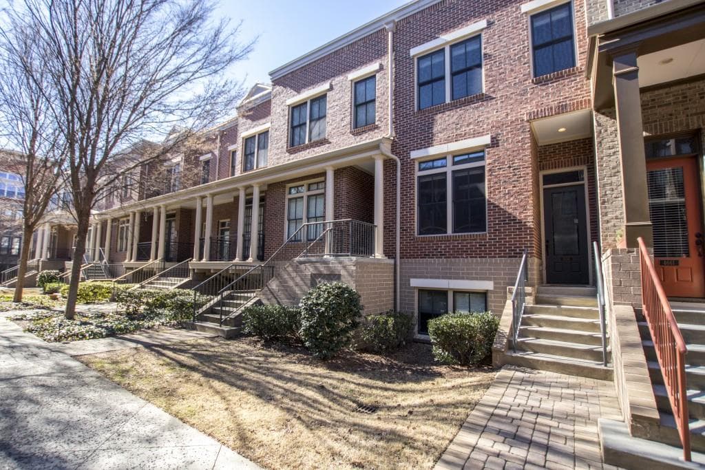 2 bedroom, 1,383 sq ft townhouse sold at 4659 Magnolia Commons 4659, Dunwoody, GA 30338