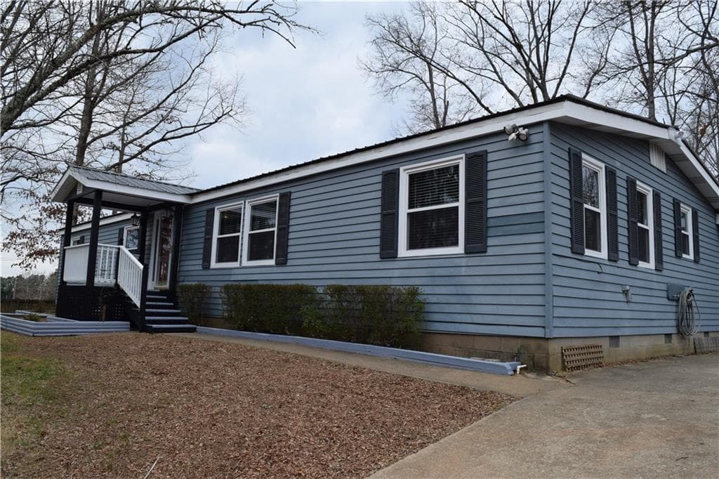 670 Old Cumming Road, Sugar Hill, GA 30518 — most recent listing photo