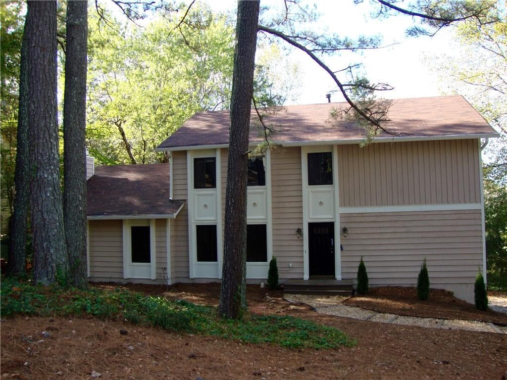 5554 Woodberry Circle, Marietta, GA 30068 — most recent listing photo
