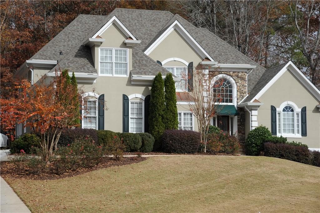 5 bedroom, 6,306 sq ft single family residence sold at 6750 Polo Drive, Cumming, GA 30040