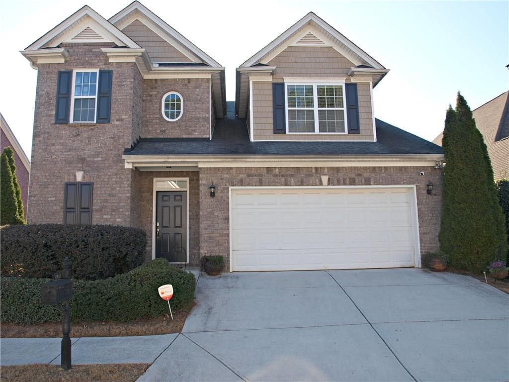 4 bedroom, 3,292 sq ft single family residence sold at 1935 Hickory Station Circle, Snellville, GA 30078