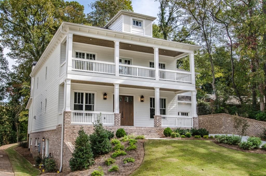 6 bedroom, 4,247 sq ft single family residence sold at 4325 Rickenbacker Way, Atlanta, GA 30342