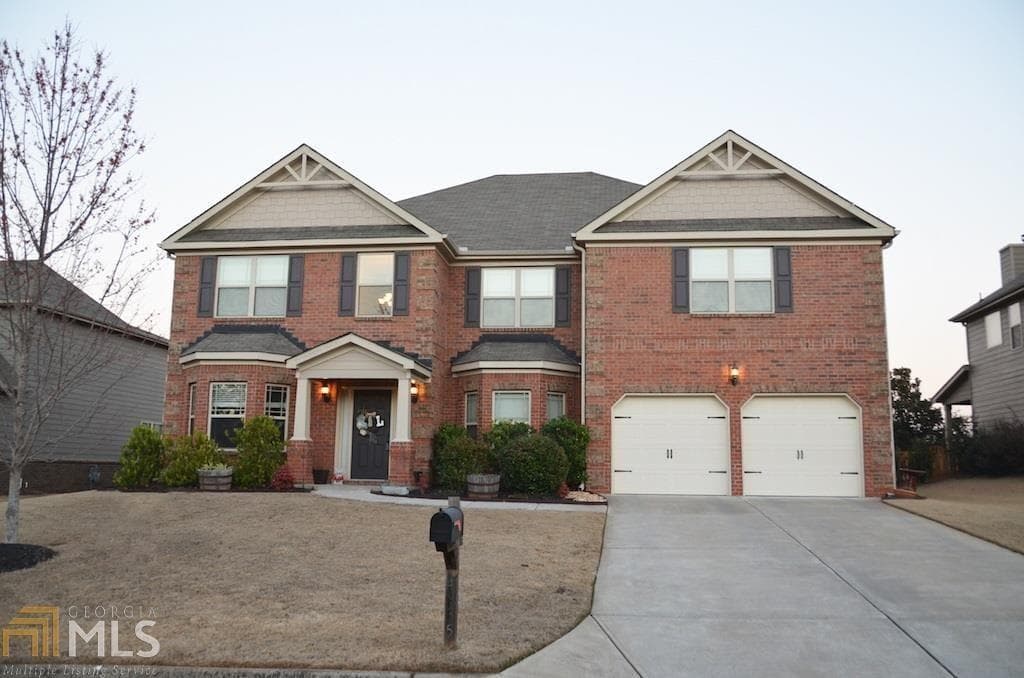 5 bedroom, 4,370 sq ft single family residence sold at 4935 Roosevelt Circle, Cumming, GA 30040