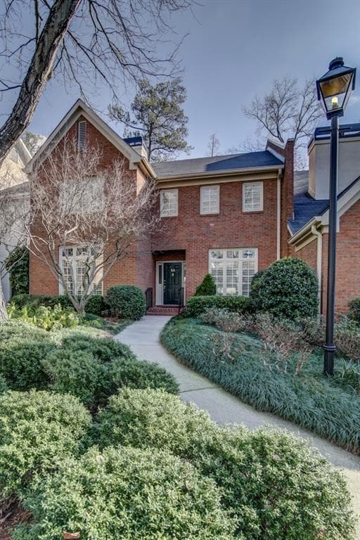 3 bedroom townhouse sold at 54 Paces West Drive 54, Atlanta, GA 30327