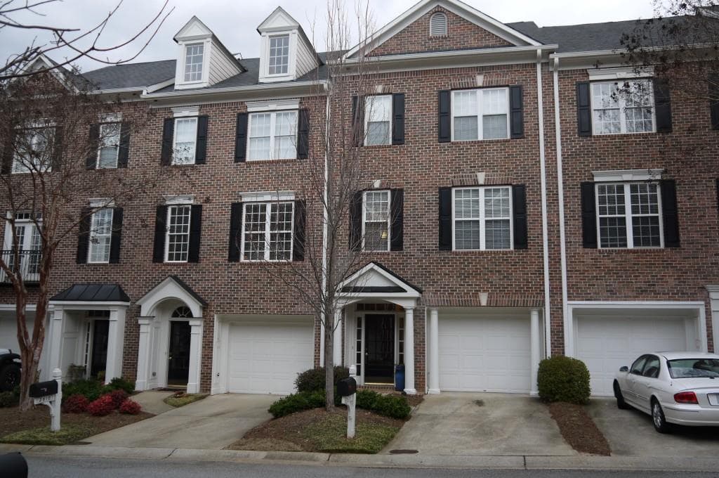 2608 Waters Edge Trail 2608, Roswell, GA 30075 — most recent listing photo