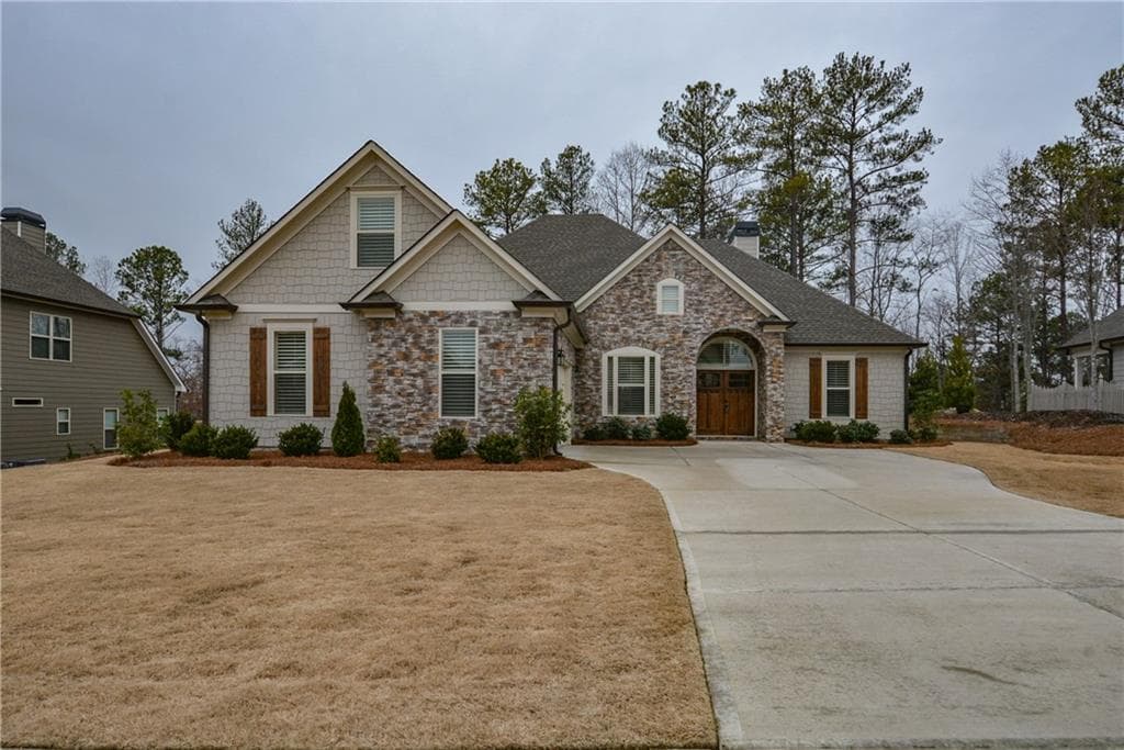 4 bedroom, 2,231 sq ft single family residence sold at 1126 Blankets Creek Drive, Canton, GA 30114