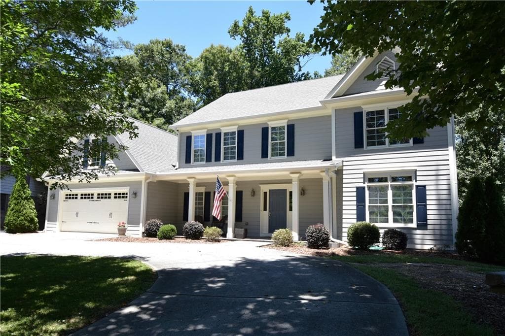 5 bedroom, 3,550 sq ft single family residence sold at 2146 Greencrest Drive, Atlanta, GA 30345