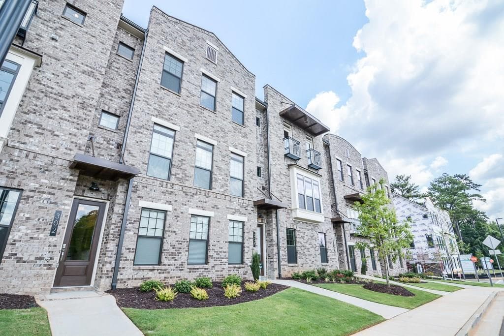 507 Alden Drive 14, Decatur, GA 30030 — most recent listing photo