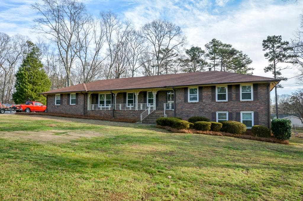 6 bedroom, 4,546 sq ft single family residence sold at 5461 Walker Road, Stone Mountain, GA 30088