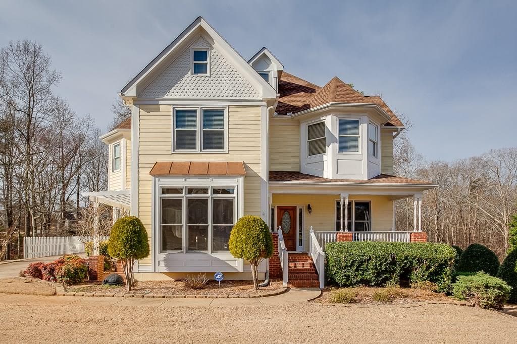 6359 Chestnut Parkway, Flowery Branch, GA 30542 — most recent listing photo