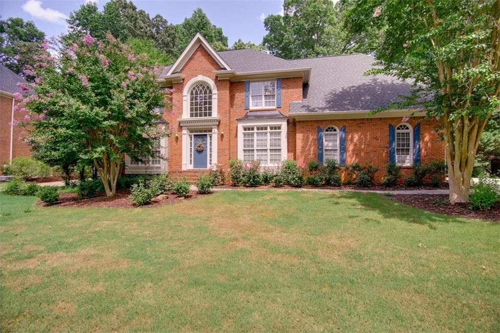 5 bedroom, 3,751 sq ft single family residence sold at 8230 Newport Bay Passage, Alpharetta, GA 30005
