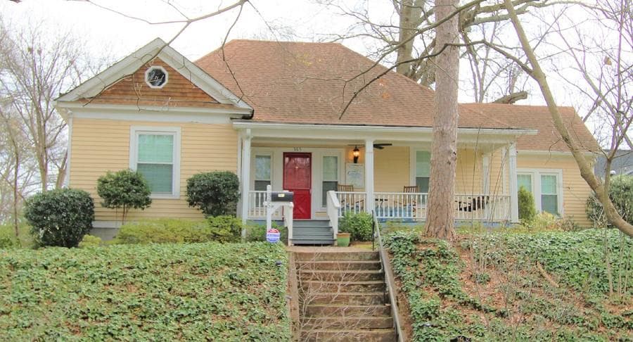 3 bedroom, 1,700 sq ft single family residence sold at 365 Glendale Avenue, Atlanta, GA 30307