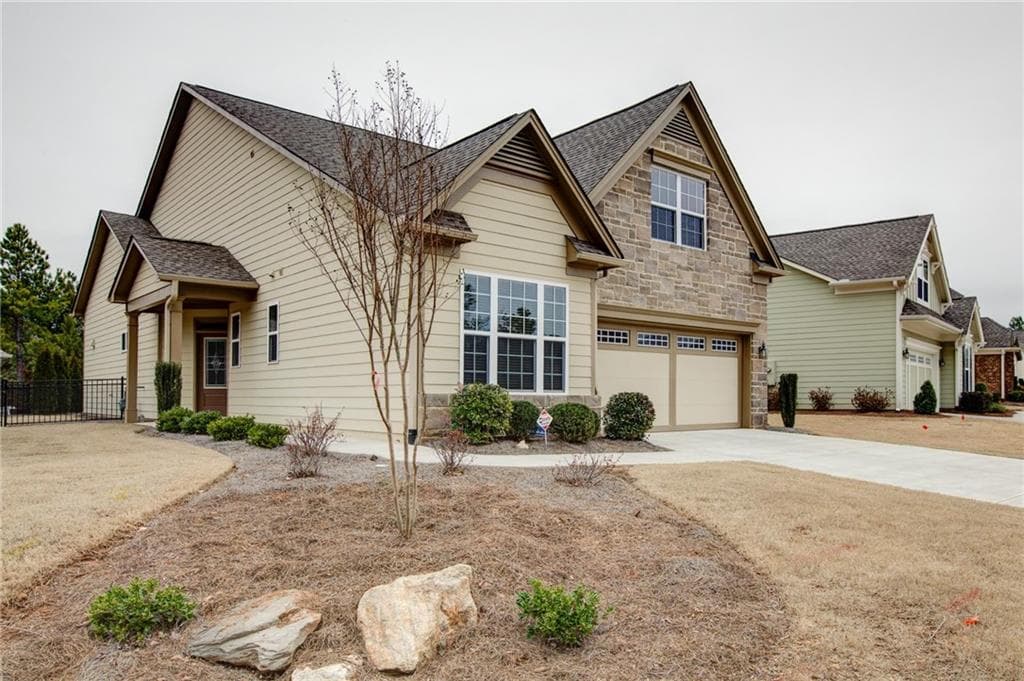 3 bedroom, 1,798 sq ft single family residence sold at 3105 Willow Creek Drive, Gainesville, GA 30504