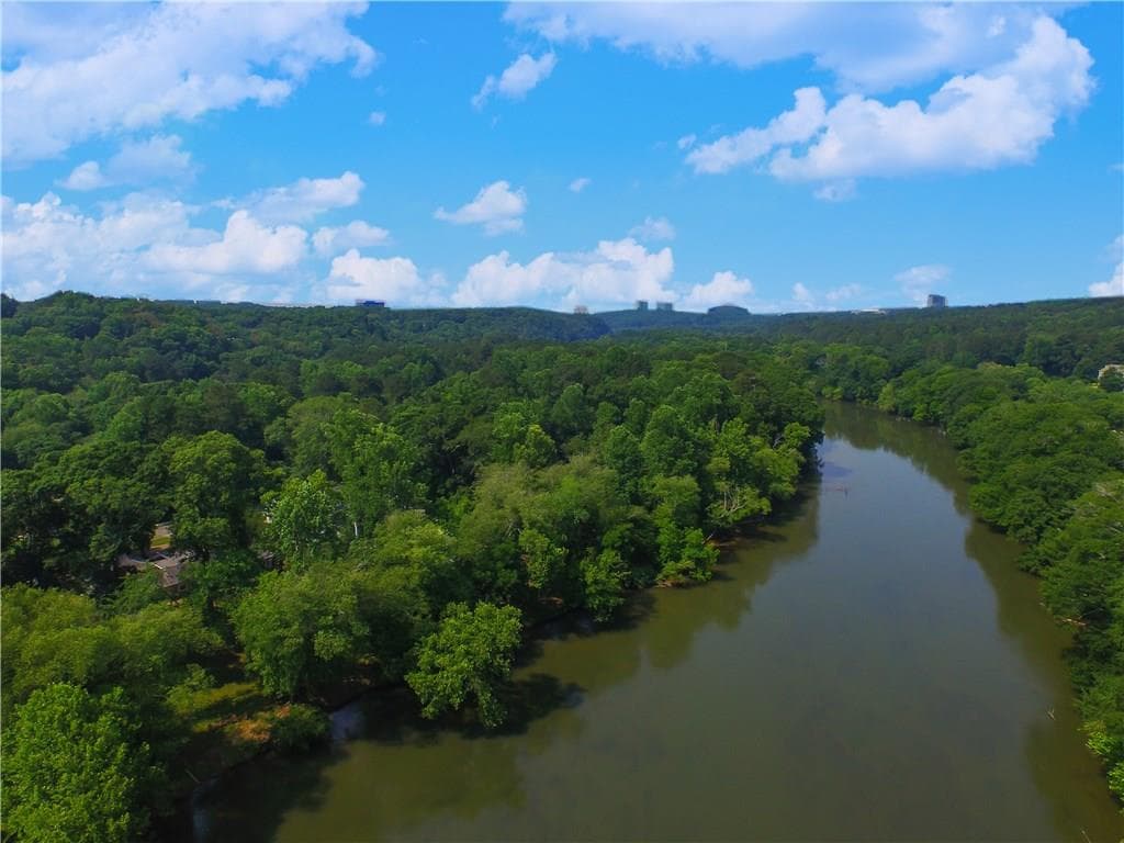 415 River Glen Trace, Sandy Springs, GA 30328 — most recent listing photo
