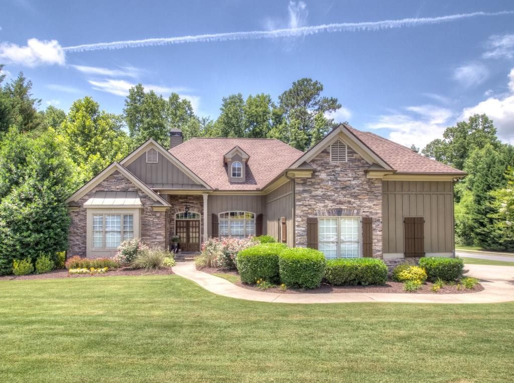 6 bedroom single family residence sold at 5127 Millwood Drive, Canton, GA 30114