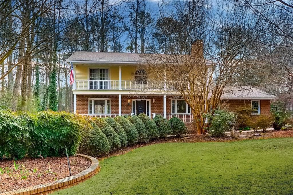 1619 Courtleigh Drive, Dunwoody, GA 30338 — most recent listing photo