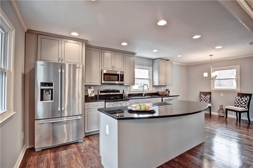 6590 Williamson Drive, Sandy Springs, GA 30328 — most recent listing photo