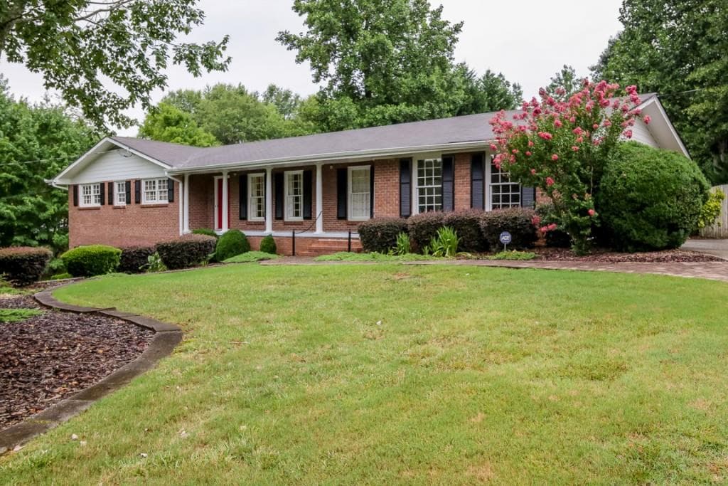 2688 Fleur De Lis Place, Dunwoody, GA 30360 — most recent listing photo