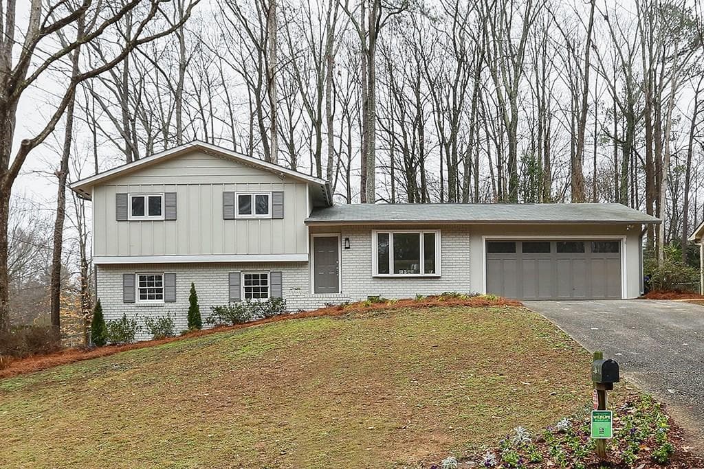 3 bedroom, 1,744 sq ft single family residence sold at 4085 Commodore Drive, Atlanta, GA 30341