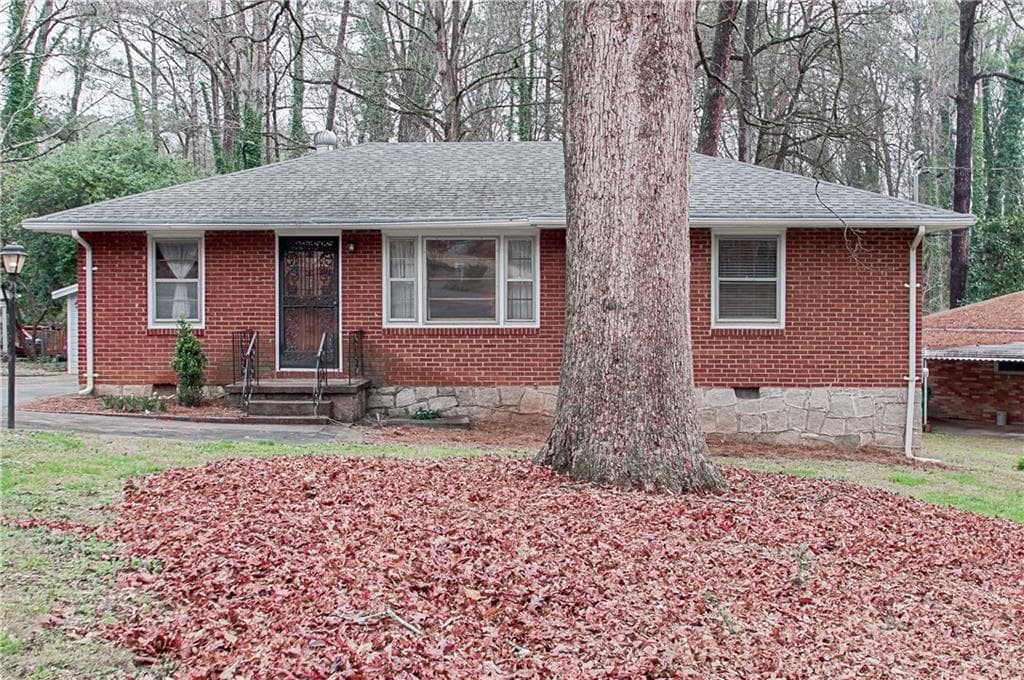3 bedroom, 1,135 sq ft single family residence sold at 755 Iris Terrace, Decatur, GA 30033