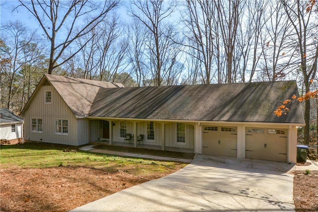 215 Skyland Drive, Roswell, GA 30075 — most recent listing photo