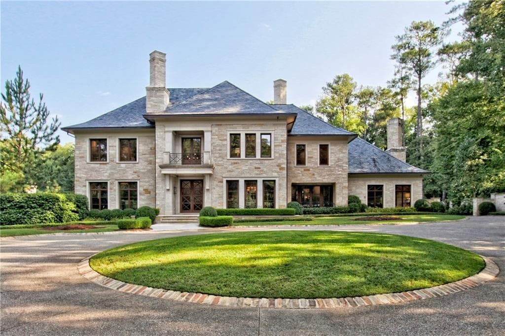 7 bedroom single family residence sold at 421 Blackland Road, Atlanta, GA 30342