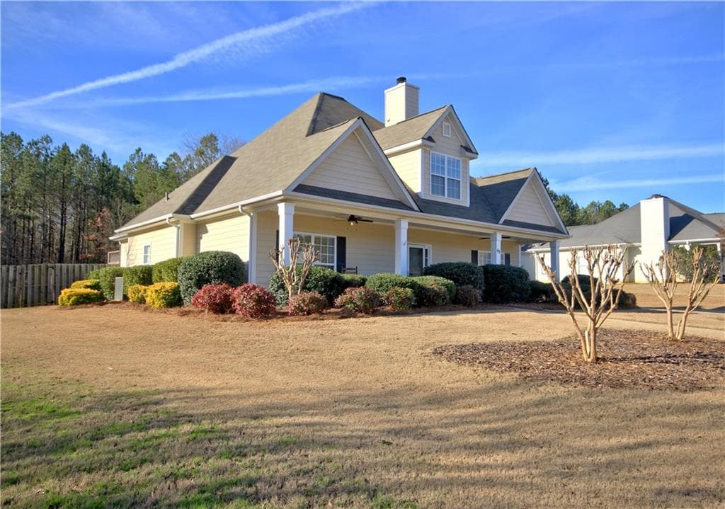 65 Carriage Lane, Senoia, GA 30276 — most recent listing photo