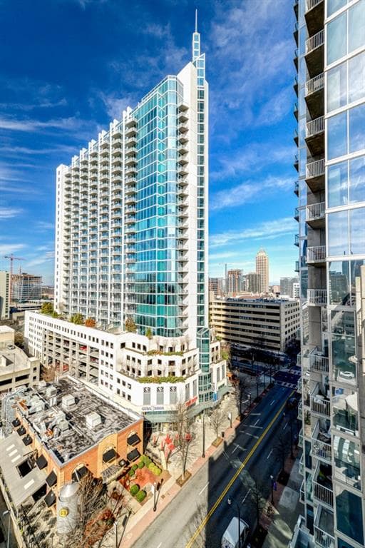 1 bedroom, 877 sq ft condominium sold at 860 Peachtree Street 904, Atlanta, GA 30308