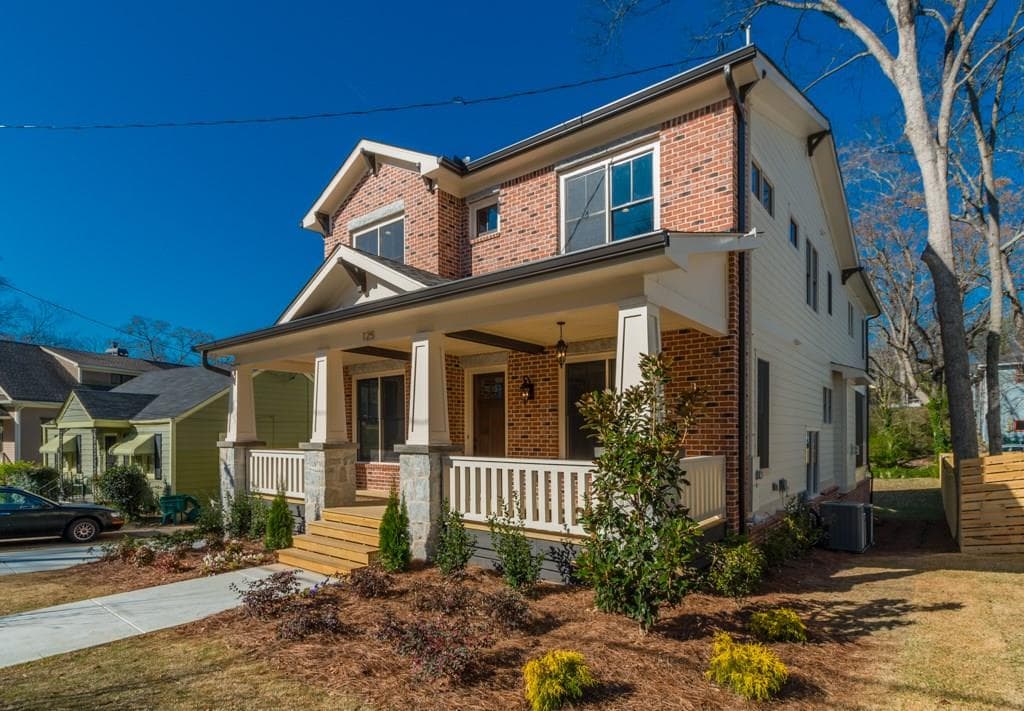 125 Hood Circle, Decatur, GA 30030 — most recent listing photo