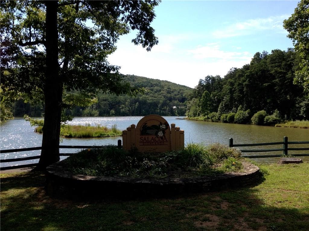 single family residence sold at 214 Turkey Trail, Jasper, GA 30143
