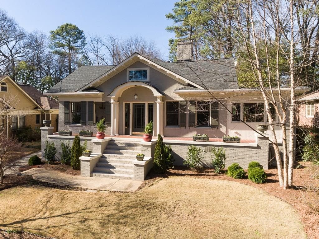 5 bedroom, 3,516 sq ft single family residence sold at 630 Sherwood Road, Atlanta, GA 30324