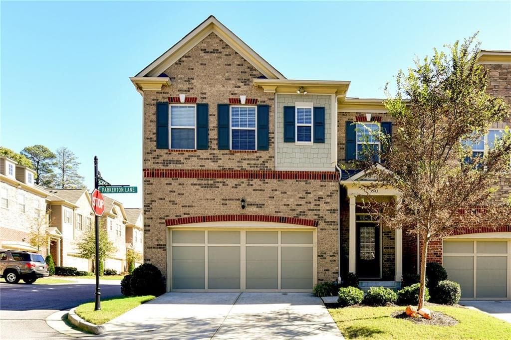 5543 Parkerton Lane, Sandy Springs, GA 30342 — most recent listing photo