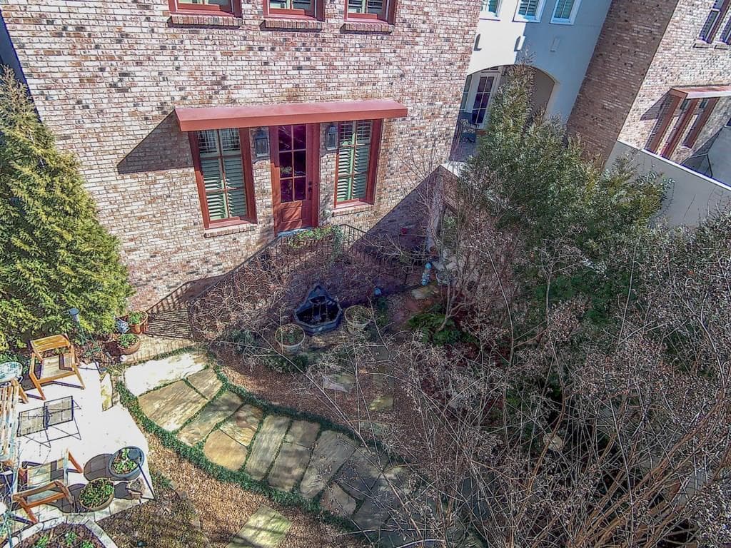 4 bedroom, 3,069 sq ft townhouse sold at 123 Hubbard Road 123, Woodstock, GA 30188
