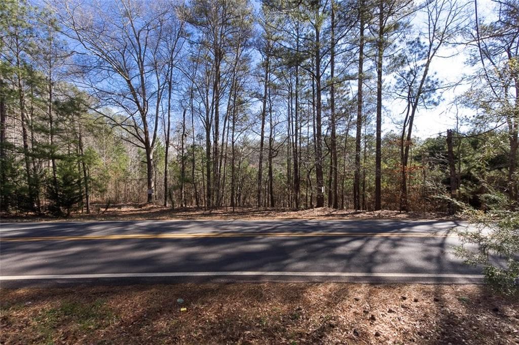 single family residence sold at 96 W Lake Drive, Oxford, GA 30056