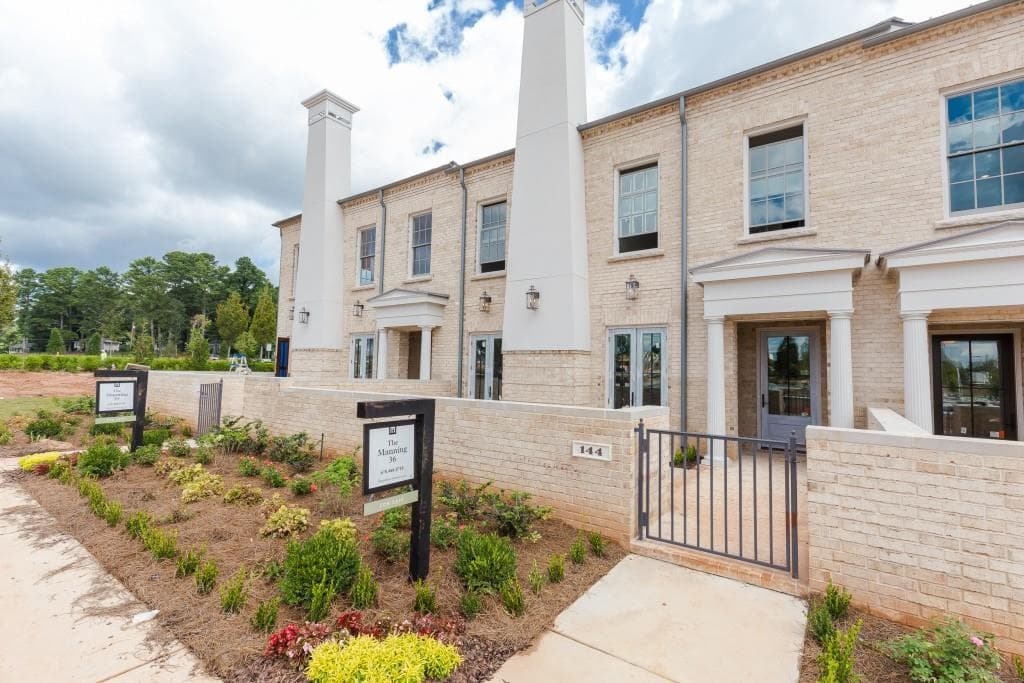 144 Grand Crescent 36, Alpharetta, GA 30009 — most recent listing photo