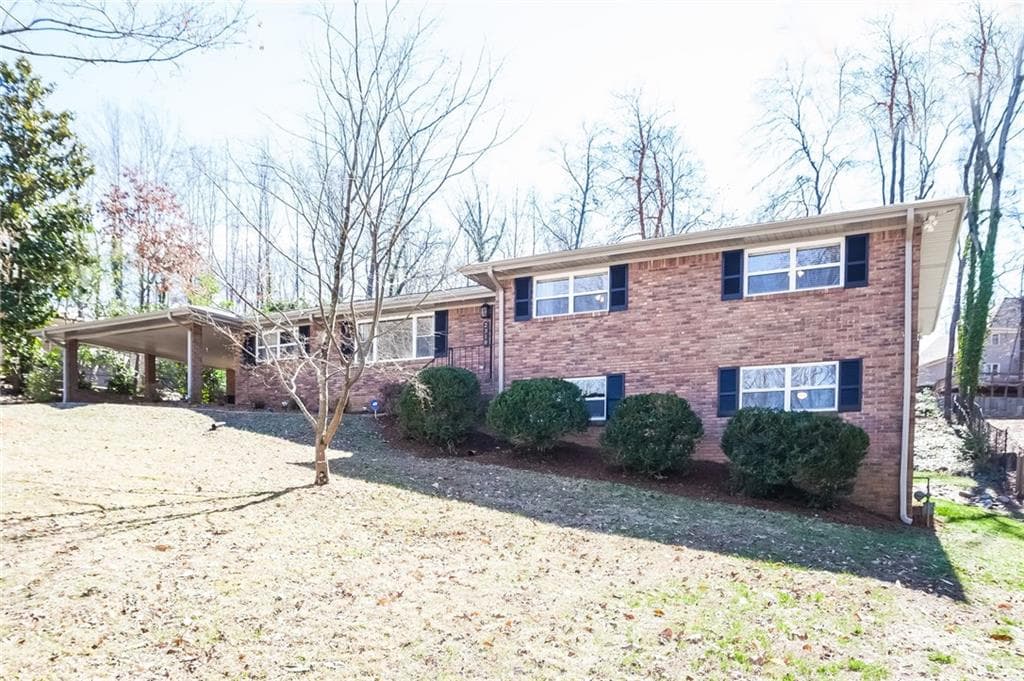 2310 Honeysuckle Lane, Smyrna, GA 30080 — most recent listing photo