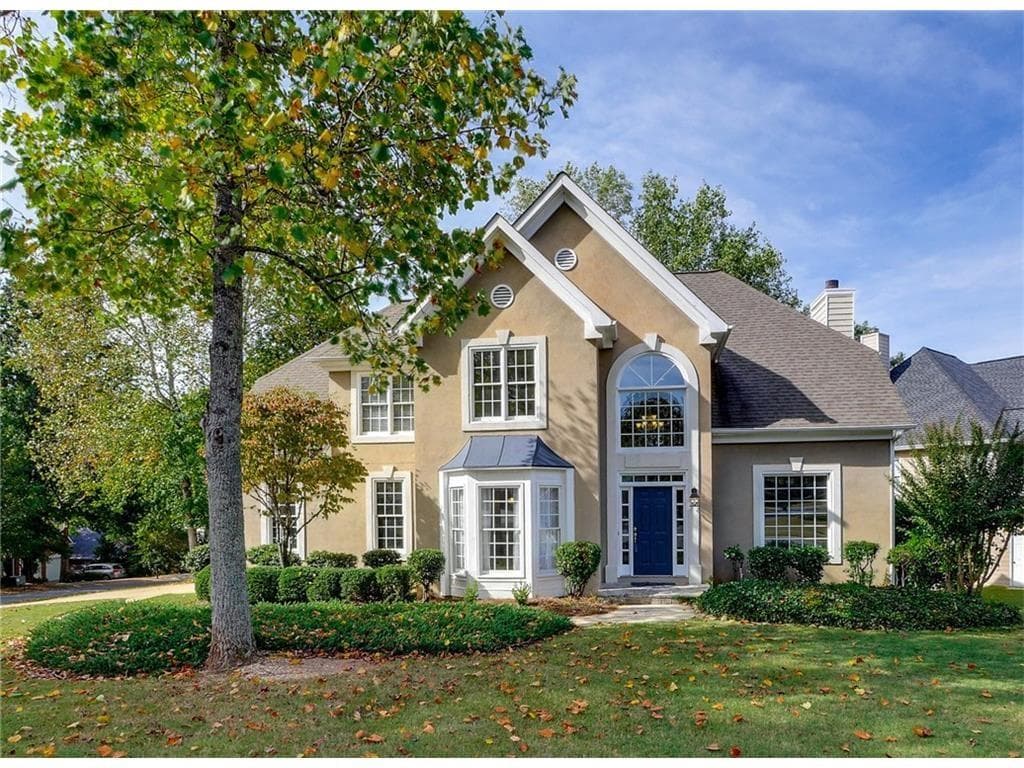 4 bedroom, 2,660 sq ft single family residence sold at 206 Cabin Creek Court, Woodstock, GA 30189