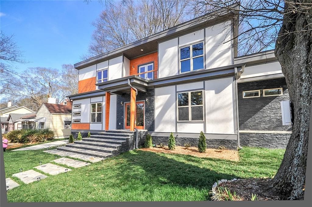 4 bedroom, 2,445 sq ft single family residence sold at 140 Wyman Street, Atlanta, GA 30317